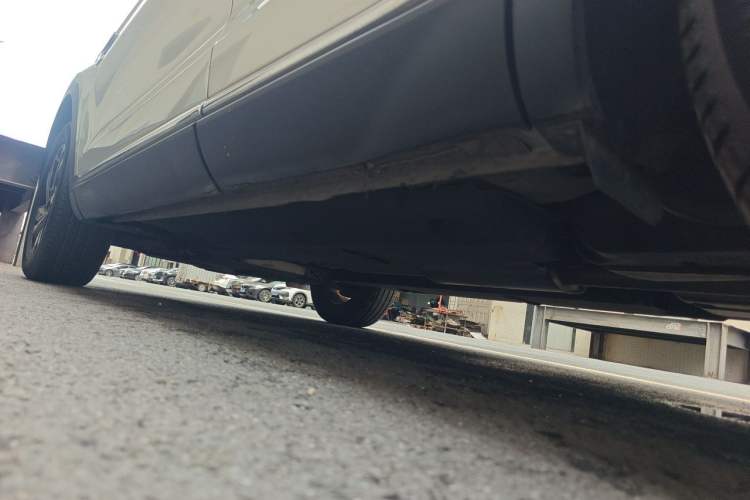 Used Hongqi HS5 2022 2.0T Smart Connect Flagship Enjoyment Purchase Edition Chassis Rear Left