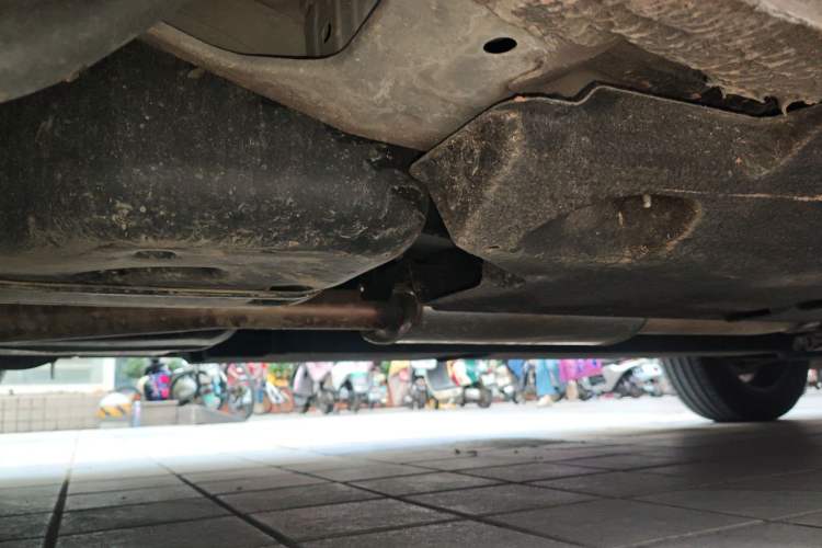 Used Hongqi HS5 2022 Revised Version 2.0T Smart Connect Flagship Edition Chassis Rear Right