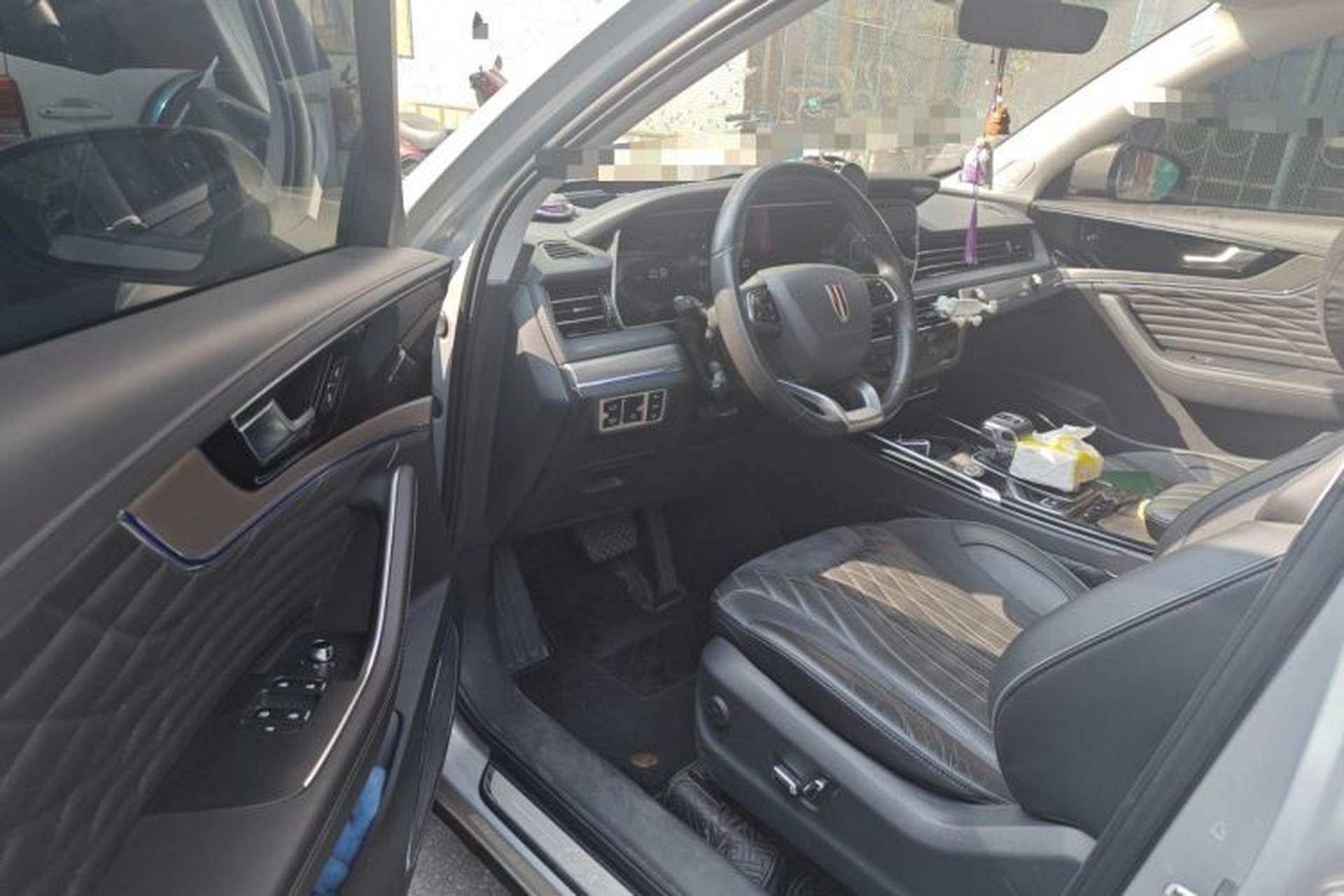 Used Hongqi HS5 2022 Facelifted Version 2.0T Smart Connect Flagship All-Wheel-Drive Edition Driver Seat