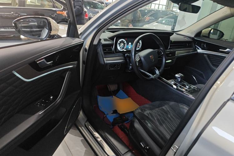 Used Hongqi HS5 2022 Revised Version 2.0T Smart Connect Flagship Edition Driver Seat