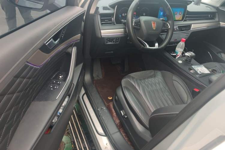Used Hongqi HS5 2022 Revised Version 2.0T Smart Connect Flagship Edition Driver Seat