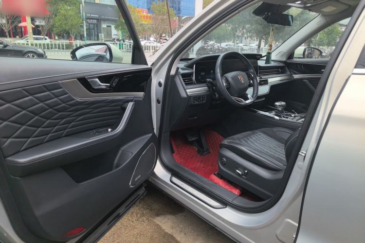 Used Hongqi HS5 2022 Facelifted Version 2.0T Smart Connect Flagship All-Wheel-Drive Edition Driver Seat