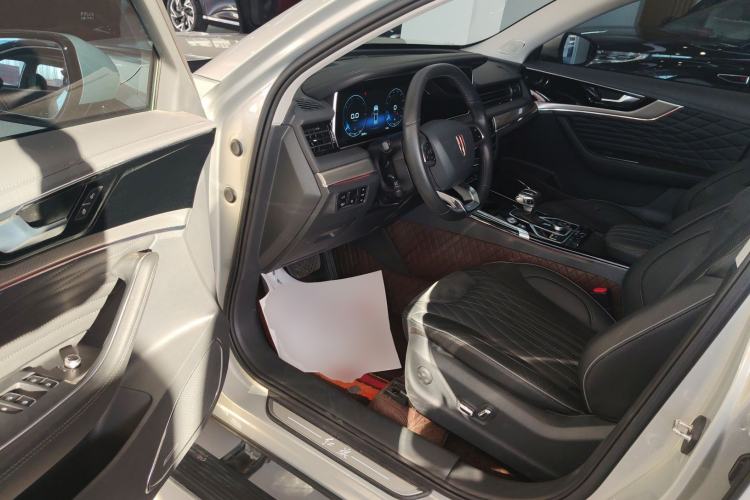 Used Hongqi HS5 2022 Facelifted Version 2.0T Smart Connect Flagship All-Wheel-Drive Edition Driver Seat