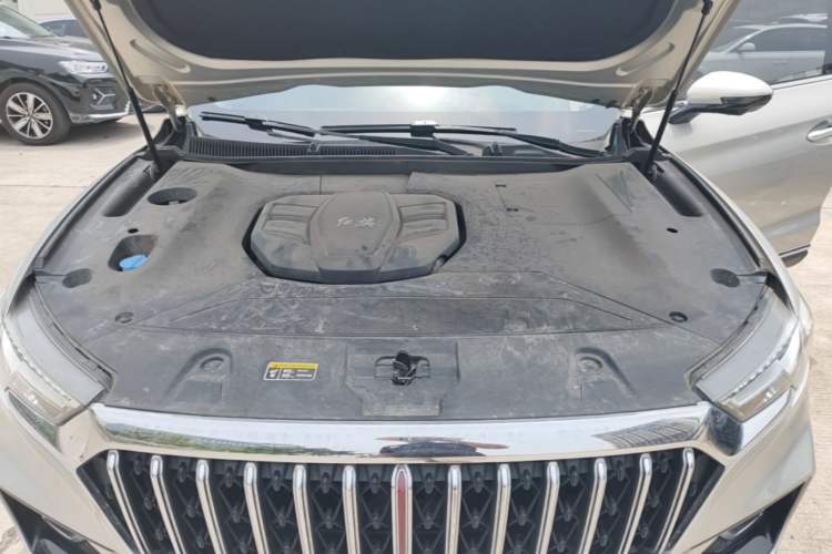 Used Hongqi HS5 2022 Facelifted Version 2.0T Smart Connect Flagship All-Wheel-Drive Edition Engine Bay