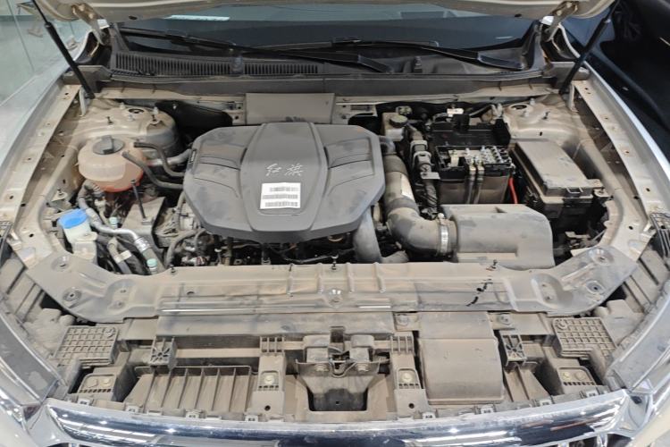 Used Hongqi HS5 2022 Revised Version 2.0T Smart Connect Flagship Edition Engine Bay