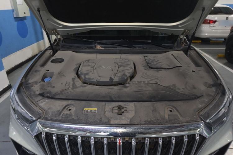 Used Hongqi HS5 2022 Facelifted Version 2.0T Smart Connect Flagship All-Wheel-Drive Edition Engine Bay