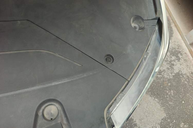 Used Hongqi HS5 2022 2.0T Smart Connect Flagship Enjoyment Purchase Edition Engine Bay Left