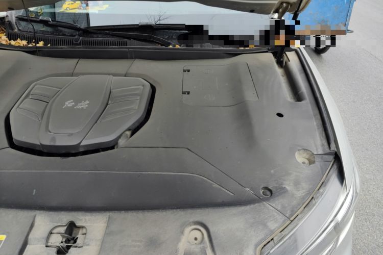 Used Hongqi HS5 2022 Revised Version 2.0T Smart Connect Flagship Edition Engine Bay Left