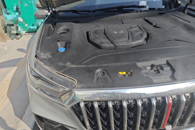 Used Hongqi HS5 2022 Facelifted Version 2.0T Smart Connect Flagship All-Wheel-Drive Edition Engine Bay Right