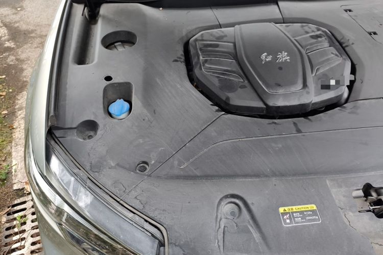 Used Hongqi HS5 2022 Revised Version 2.0T Smart Connect Flagship Edition Engine Bay Right