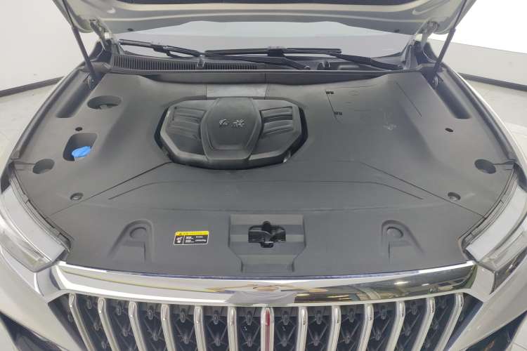 Used Hongqi HS5 2022 Revised Version 2.0T Smart Connect Flagship Edition Engine Bay