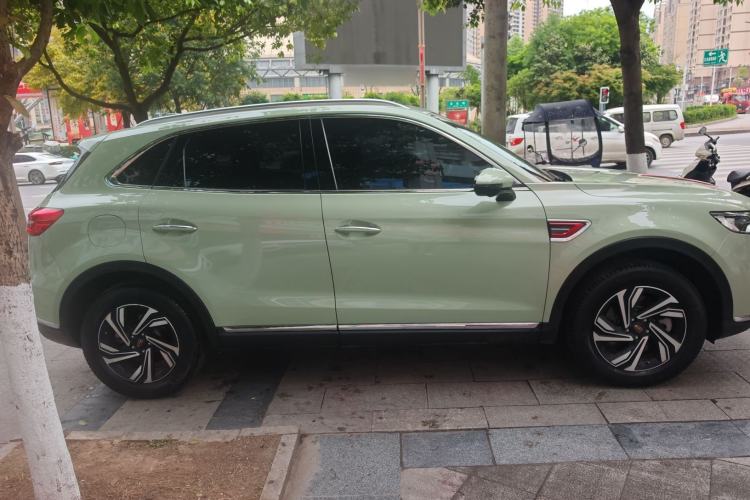 Used Hongqi HS5 2022 Revised Version 2.0T Smart Connect Flagship Edition Exterior 2