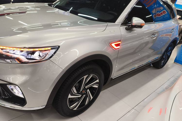Used Hongqi HS5 2022 Revised Version 2.0T Smart Connect Flagship Edition Exterior 3