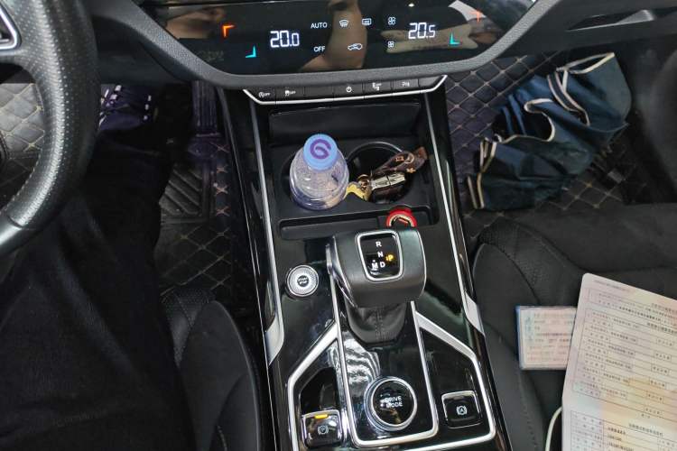 Used Hongqi HS5 2022 2.0T Smart Connect Flagship Edition Gear Lever