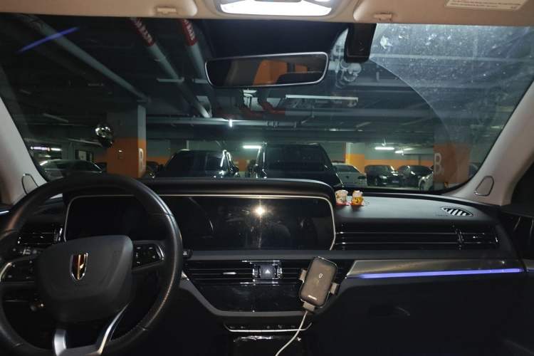 Used Hongqi HS5 2022 Revised Version 2.0T Smart Connect Flagship Edition Headliner