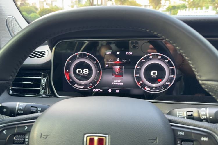 Used Hongqi HS5 2022 Revised Version 2.0T Smart Connect Flagship Edition Instrument Cluster
