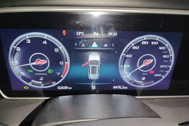 Used Hongqi HS5 2022 Revised Version 2.0T Smart Connect Flagship Edition Instrument Cluster