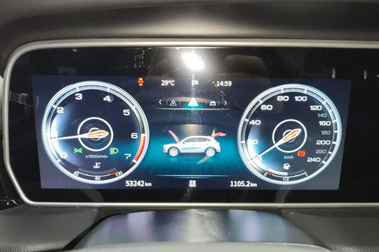Used Hongqi HS5 2022 Revised Version 2.0T Smart Connect Flagship Edition Instrument Cluster