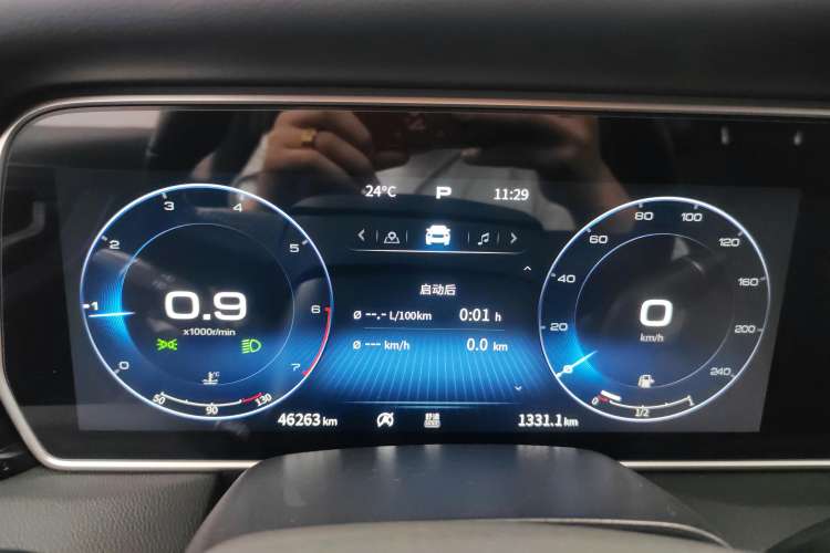Used Hongqi HS5 2022 Revised Version 2.0T Smart Connect Flagship Edition Instrument Cluster