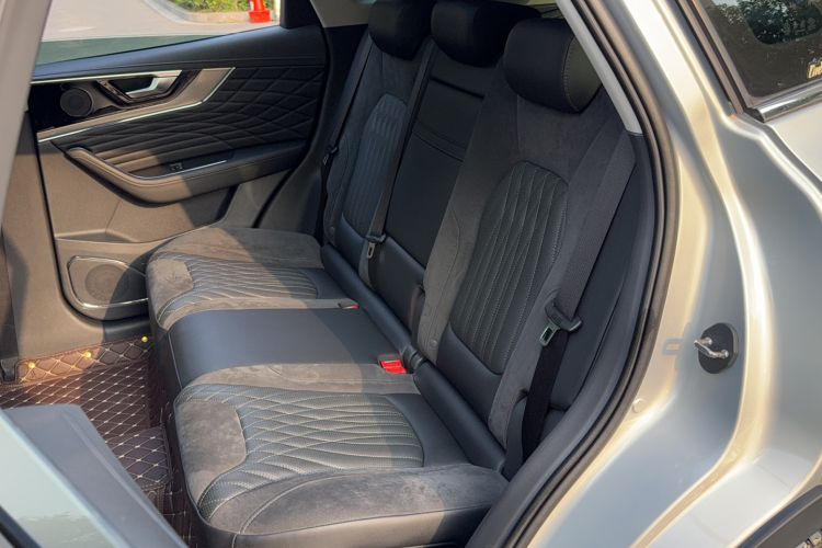 Used Hongqi HS5 2022 Revised Version 2.0T Smart Connect Flagship Edition Interior 1
