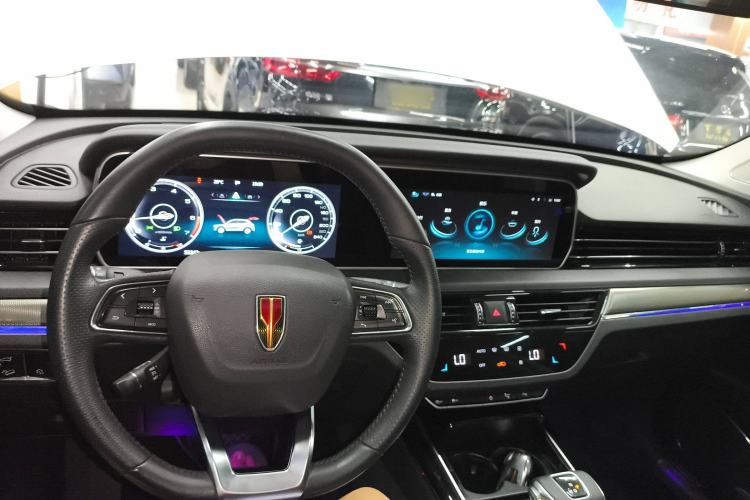 Used Hongqi HS5 2022 Revised Version 2.0T Smart Connect Flagship Edition Interior 2