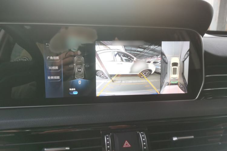 Used Hongqi HS5 2022 Facelifted Version 2.0T Smart Connect Flagship All-Wheel-Drive Edition Interior 8