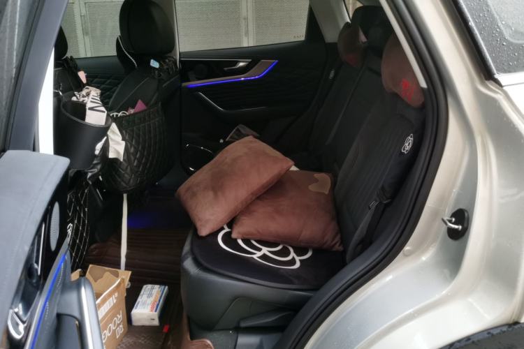 Used Hongqi HS5 2022 Revised Version 2.0T Smart Connect Flagship Edition Left Rear Seat