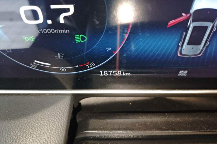 Used Hongqi HS5 2022 Revised Version 2.0T Smart Connect Flagship Edition Odometer Close Up