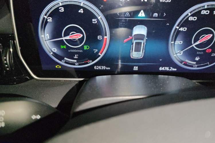 Used Hongqi HS5 2022 Revised Version 2.0T Smart Connect Flagship Edition Odometer Close Up