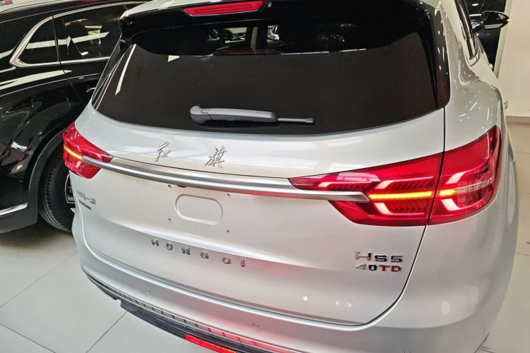 Used Hongqi HS5 2022 Facelifted Version 2.0T Smart Connect Flagship All-Wheel-Drive Edition Rear