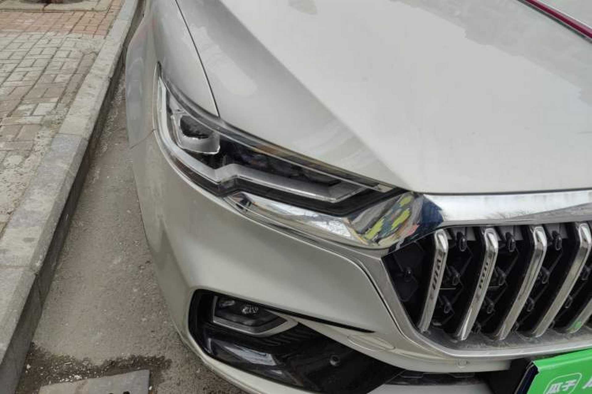 Used Hongqi HS5 2022 Revised Version 2.0T Smart Connect Flagship Edition Right Front Headlight