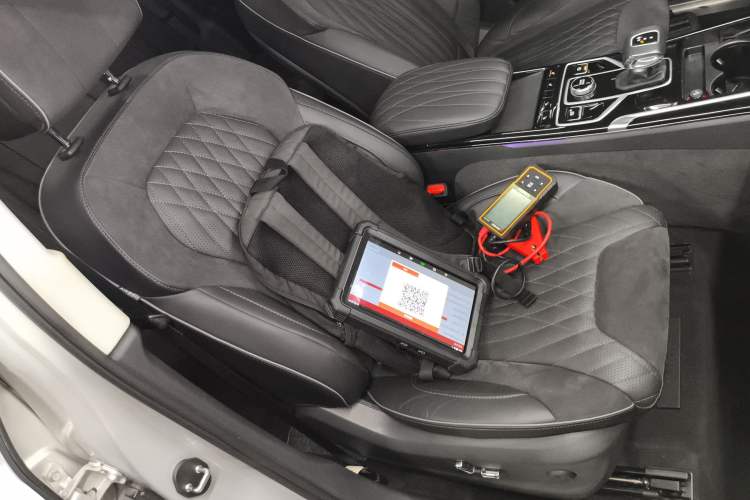 Used Hongqi HS5 2022 Revised Version 2.0T Smart Connect Flagship Edition Right Front Seat