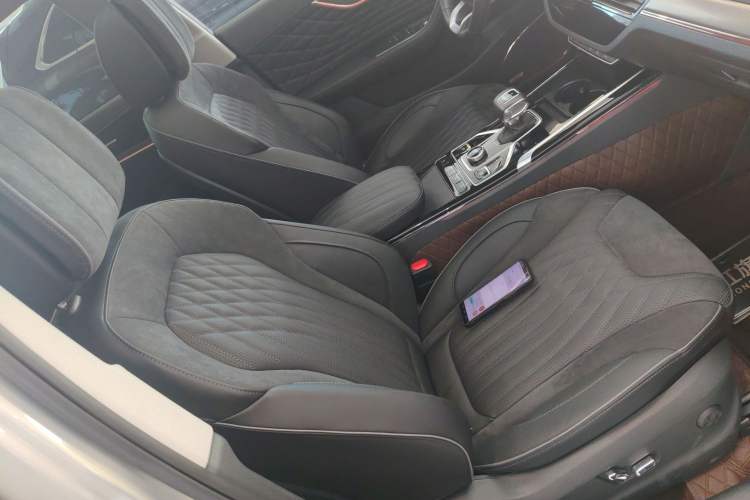 Used Hongqi HS5 2022 Facelifted Version 2.0T Smart Connect Flagship All-Wheel-Drive Edition Right Front Seat