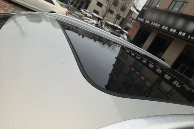 Used Hongqi HS5 2022 Facelifted Version 2.0T Smart Connect Flagship All-Wheel-Drive Edition Roof