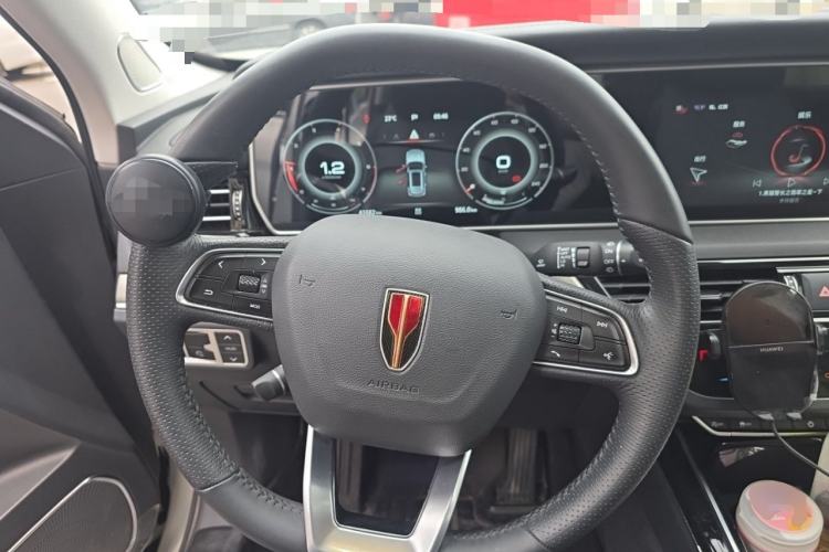 Used Hongqi HS5 2022 2.0T Smart Connect Flagship All-Wheel-Drive Version Steering Wheel