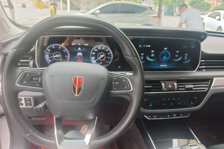 Used Hongqi HS5 2022 Revised Version 2.0T Smart Connect Flagship Edition Steering Wheel
