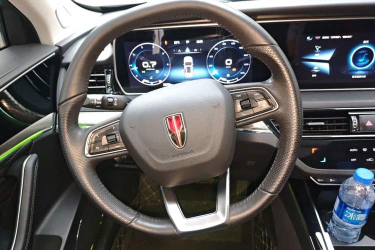 Used Hongqi HS5 2022 Revised Version 2.0T Smart Connect Flagship Edition Steering Wheel