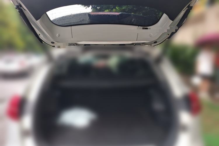 Used Hongqi HS5 2022 2.0T Smart Connect Flagship Edition Trunk