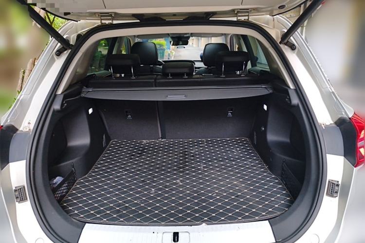 Used Hongqi HS5 2022 Revised Version 2.0T Smart Connect Flagship Edition Trunk
