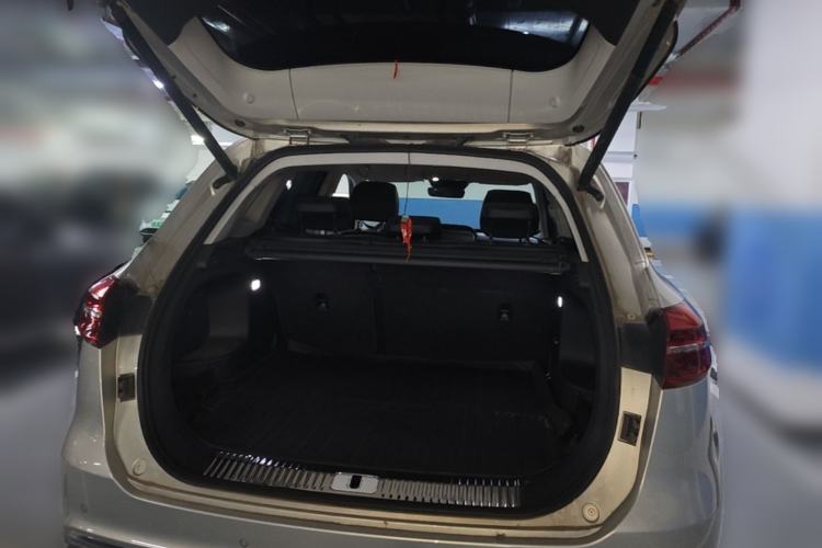 Used Hongqi HS5 2022 Facelifted Version 2.0T Smart Connect Flagship All-Wheel-Drive Edition Trunk