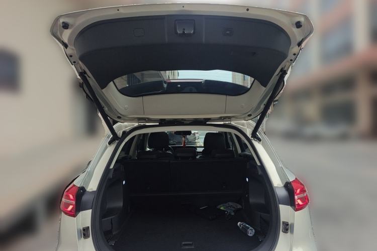 Used Hongqi HS5 2022 2.0T Smart Connect Flagship Enjoyment Purchase Edition Trunk