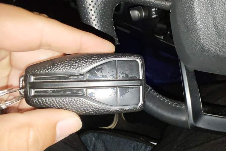 Used Hongqi HS5 2022 Revised Version 2.0T Smart Connect Flagship Edition Vehicle Key