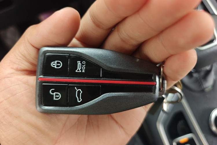 Used Hongqi HS5 2022 2.0T Smart Connect Flagship Enjoyment Purchase Edition Vehicle Key