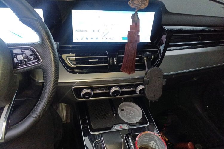 Used Hongqi HS5 2023 2.0T Four-Wheel Drive Flagship Pro Edition Audio And AC Panel