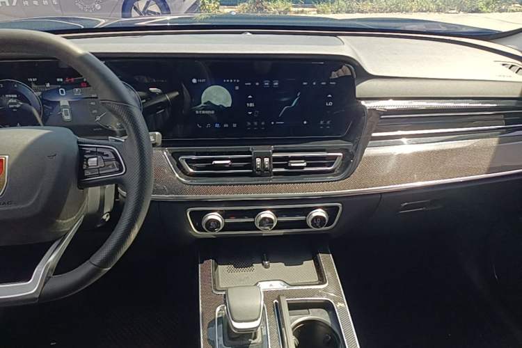 Used Hongqi HS5 2023 2.0T Flagship Pro Edition Audio And AC Panel