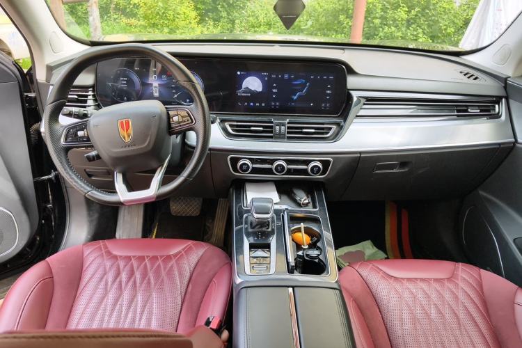 Used Hongqi HS5 2023 2.0T Qixiang Pro Edition Center Console