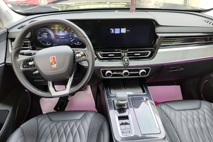 Used Hongqi HS5 2023 2.0T Qixiang Pro Edition Center Console