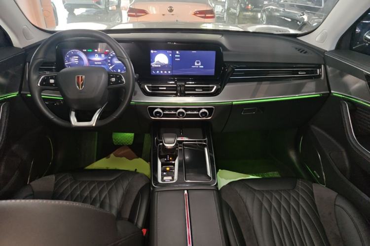 Used Hongqi HS5 2023 2.0T Qixiang Pro Edition Center Console