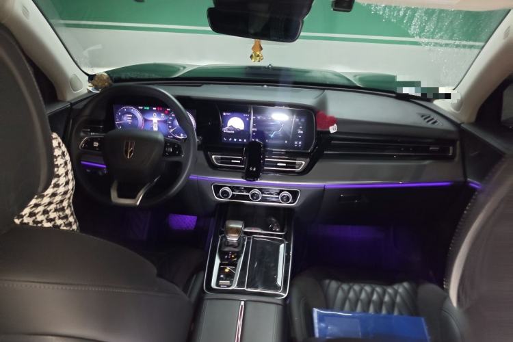 Used Hongqi HS5 2023 2.0T Qixiang Pro Edition Center Console