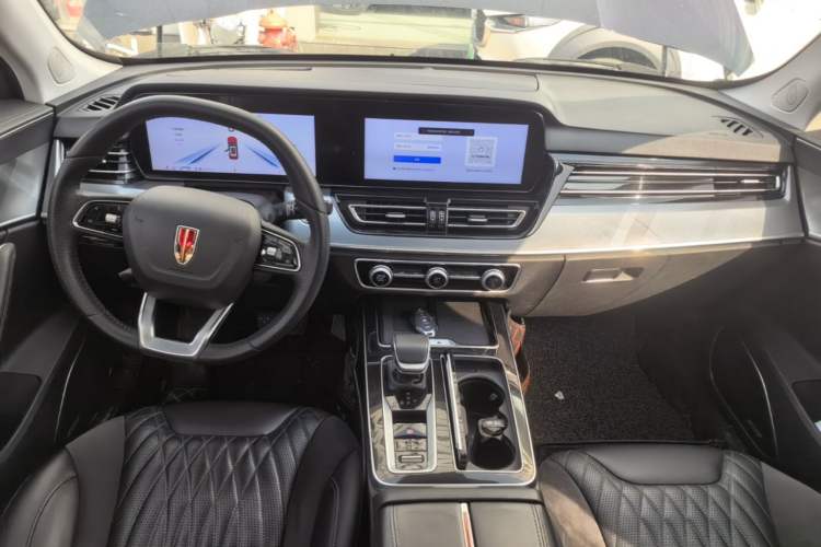 Used Hongqi HS5 2023 2.0T Qixiang Pro Edition Center Console